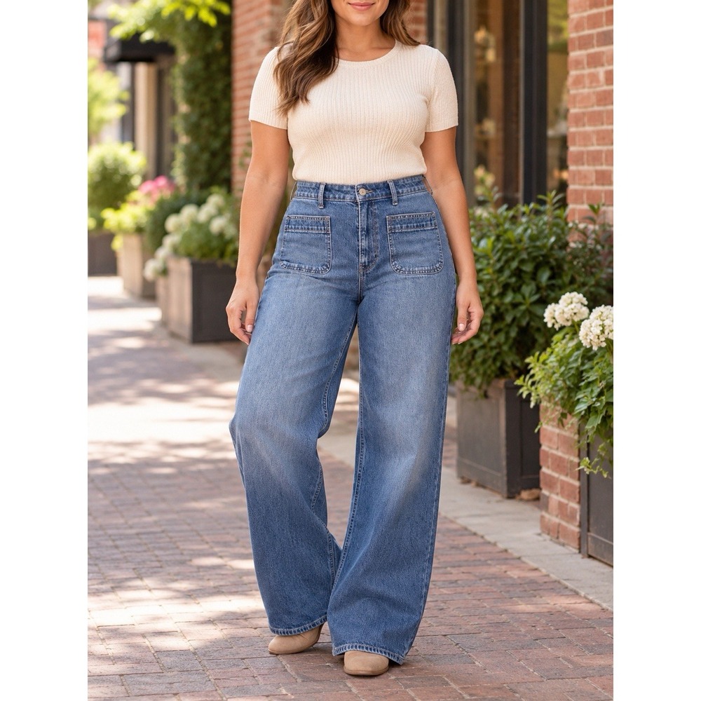 Free Assembly Women's Size 12 Wide Leg Jeans Patch Pockets NWT 70s Style